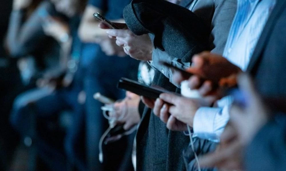 Τα smartphone δέχονται απειλές για τα προσωπικά δεδομένα